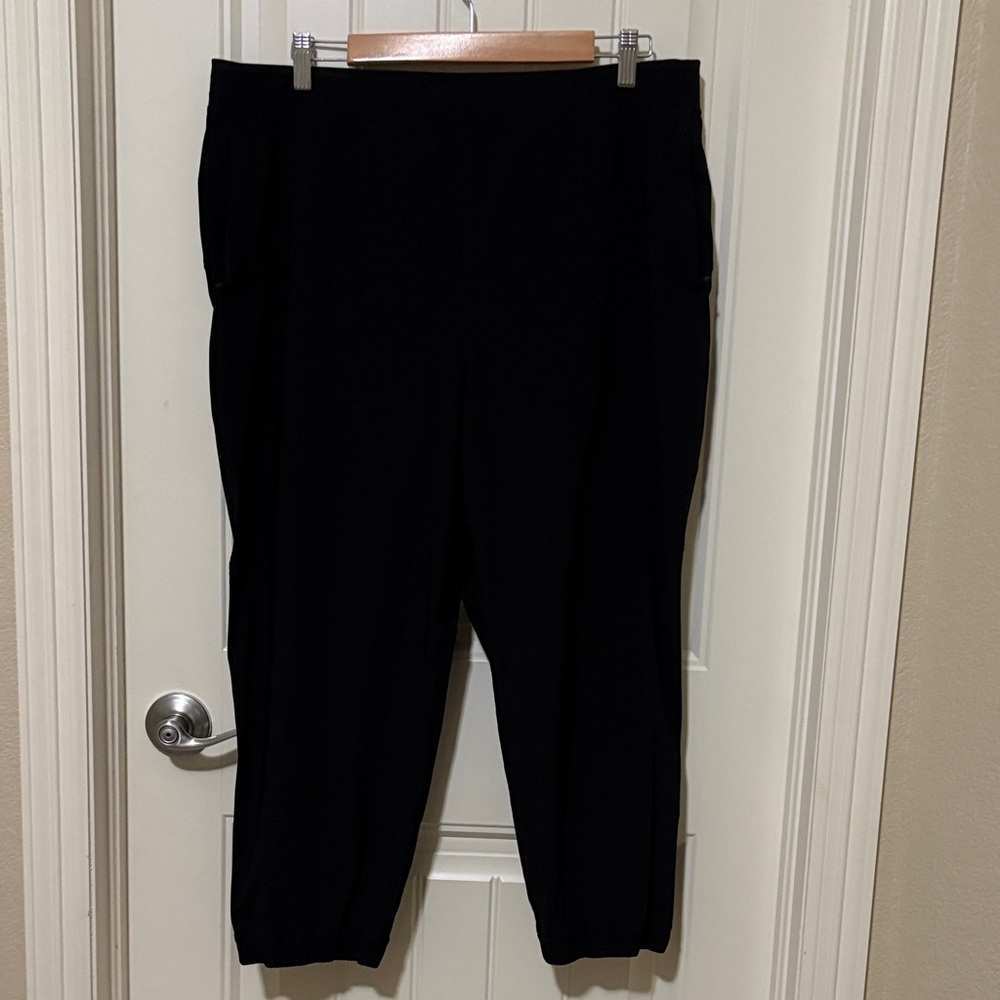 Lululemon athletica Black Pull-On Casual Jogger Pants